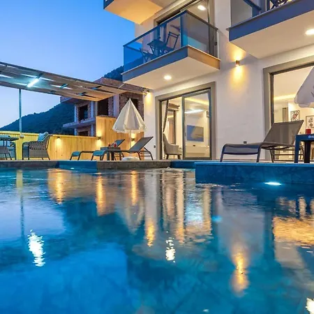 Aydemir Seaview 4 Kisilik Deniz Manzara Jakuzi Sinema קס